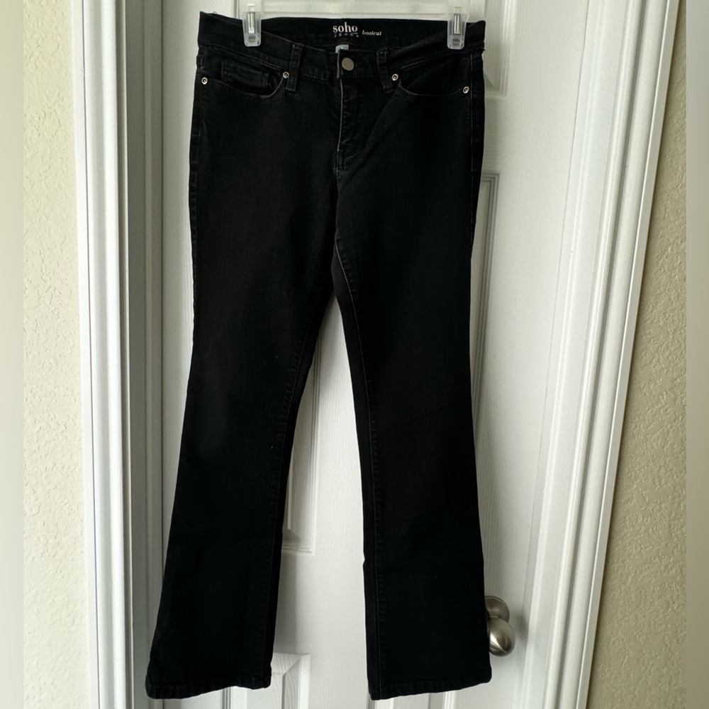 Boot cut jeans